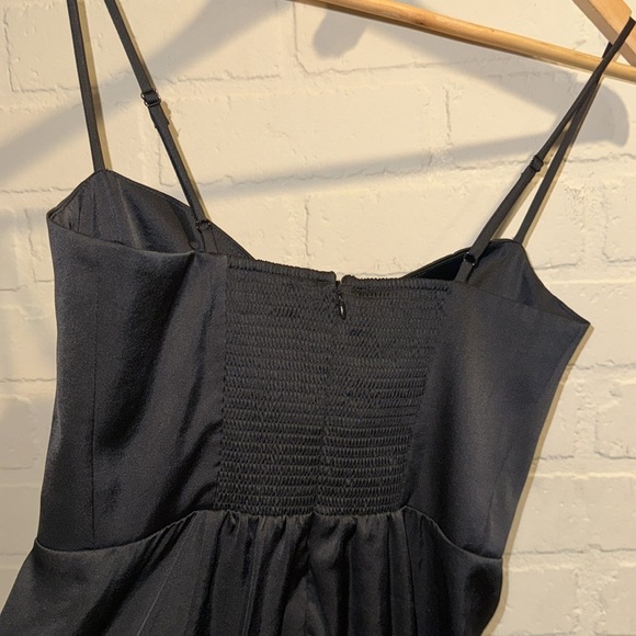 Wilfred Black Dress smocked back size 2 slit front polyester Aritzia - Picture 5 of 5